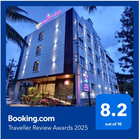 Click Hotel Vista-International Airport Dod Jala エクステリア 写真